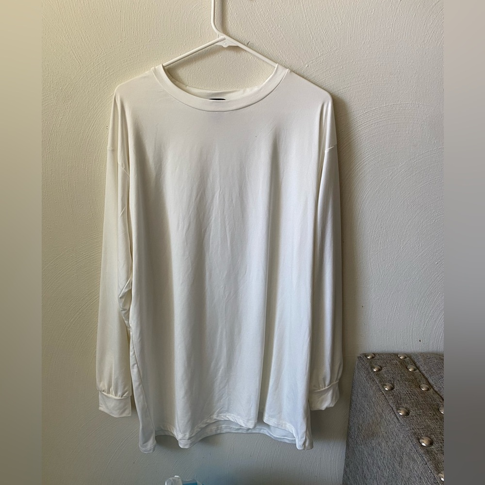 White long sleeve dress